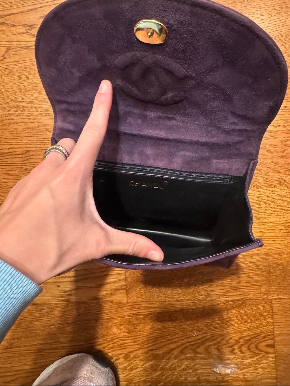 Chanel Quilted Suede Tassel Vanity Bag Purple - Picture 3 of 8